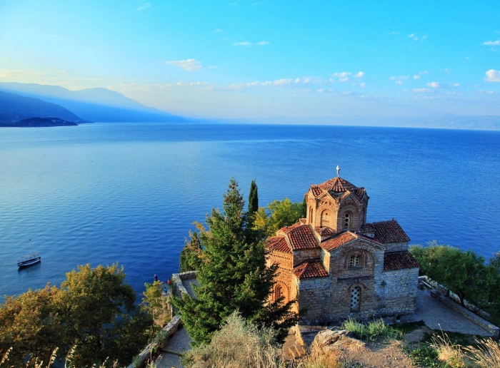 Устойчив туризъм край Охридското езеро – една инвестиция го прави възможен